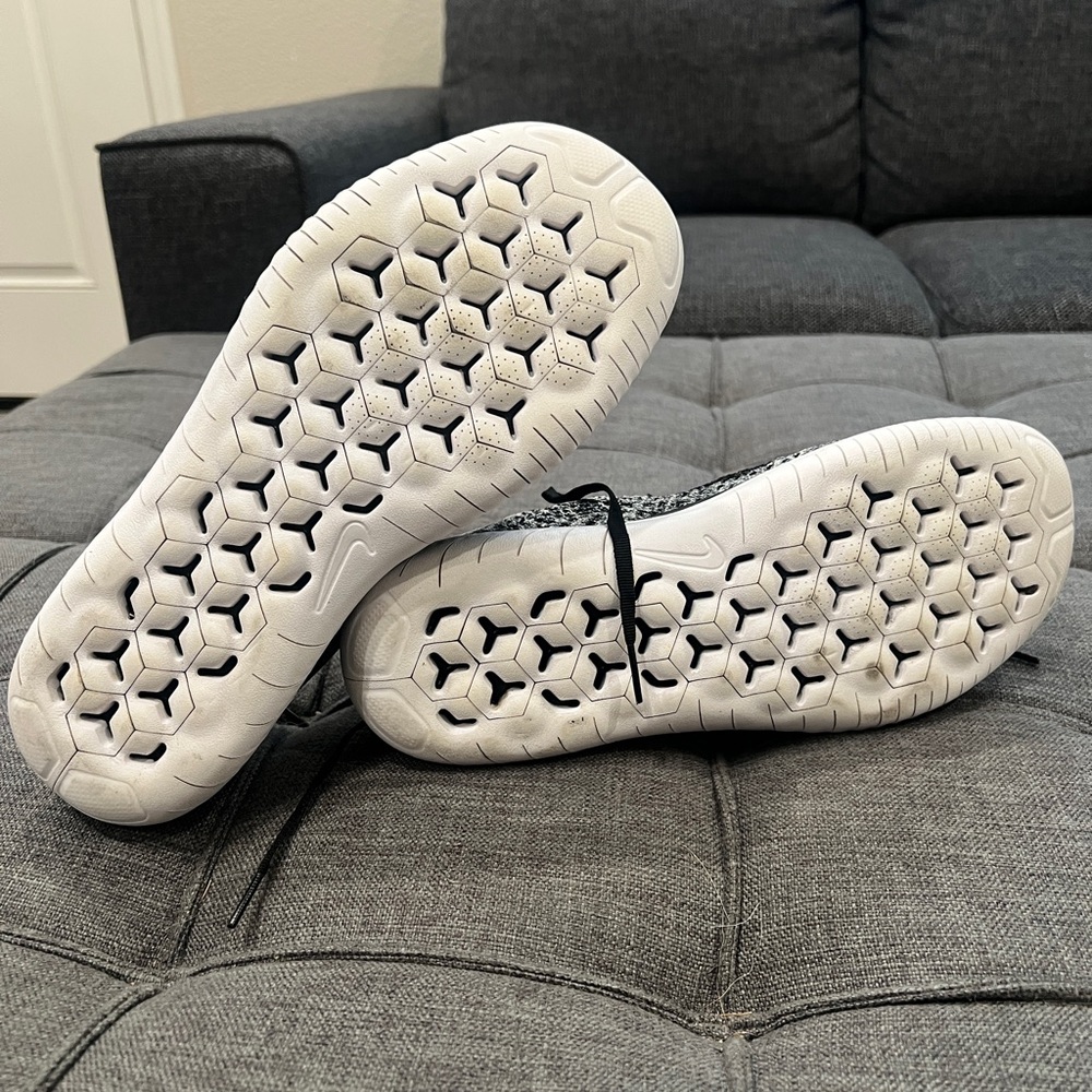Nike Free Run Flyknit 2018 – White/Grey/Black, Size 10.5 - Picture 7 of 7
